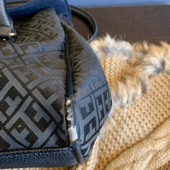 Shoulder Bag - Picture 9 of 13